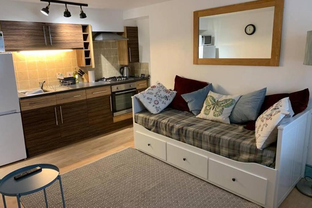The Snug, A Great Flat In The Heart Of Peebles. Apartamento Exterior foto