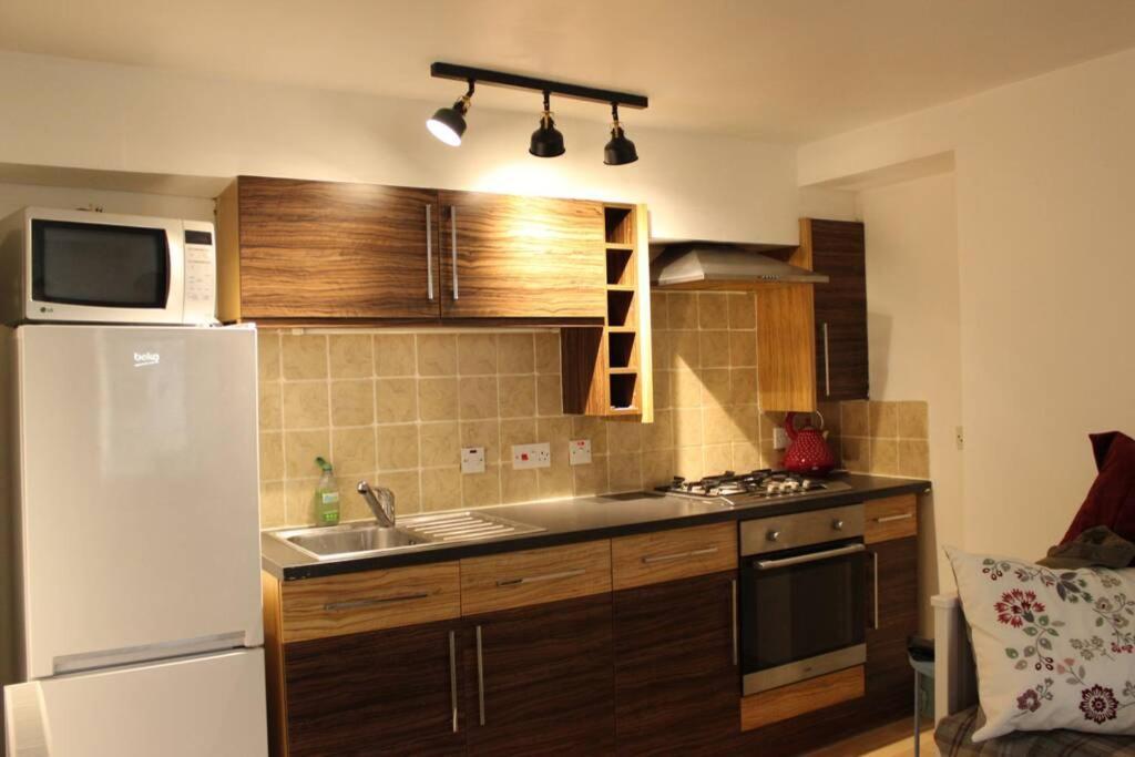 The Snug, A Great Flat In The Heart Of Peebles. Apartamento Exterior foto